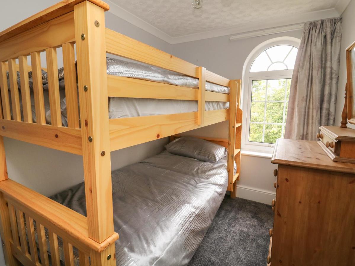 Villa 2 Crosslands York Esterno foto
