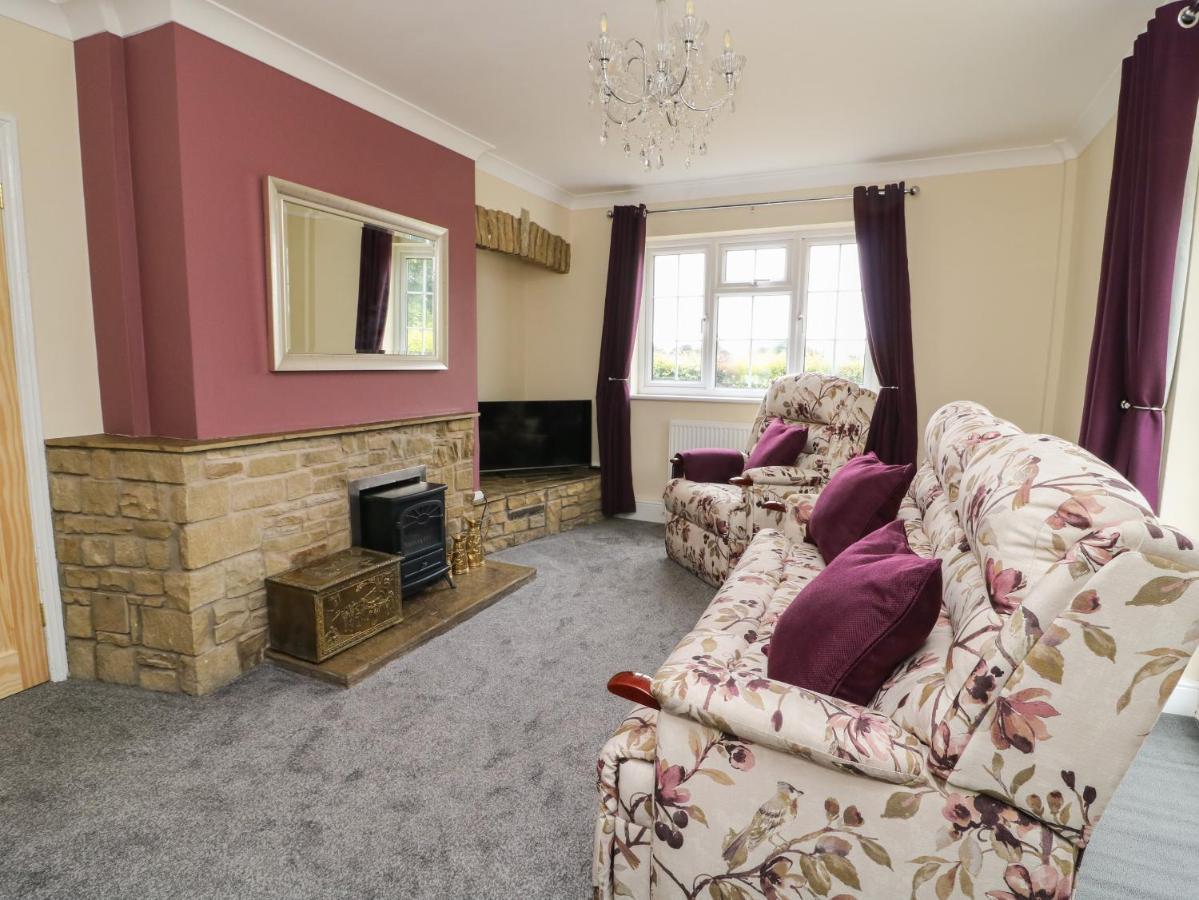 Villa 2 Crosslands York Esterno foto